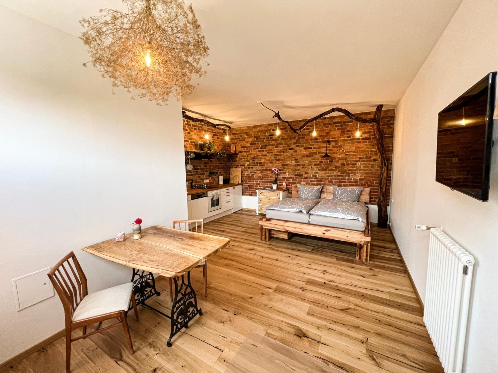 Altstadt Apartments Нойрупин Стая снимка