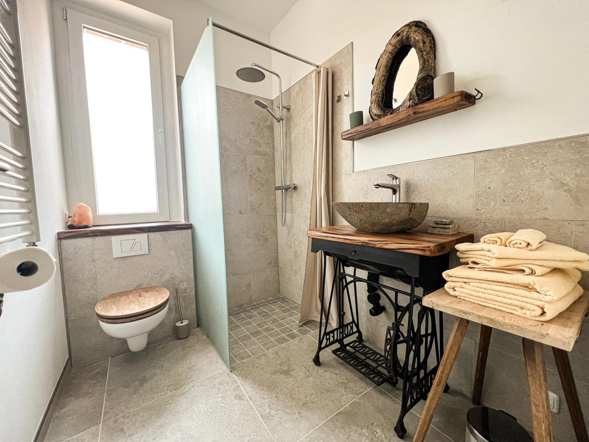 Altstadt Apartments Нойрупин Стая снимка