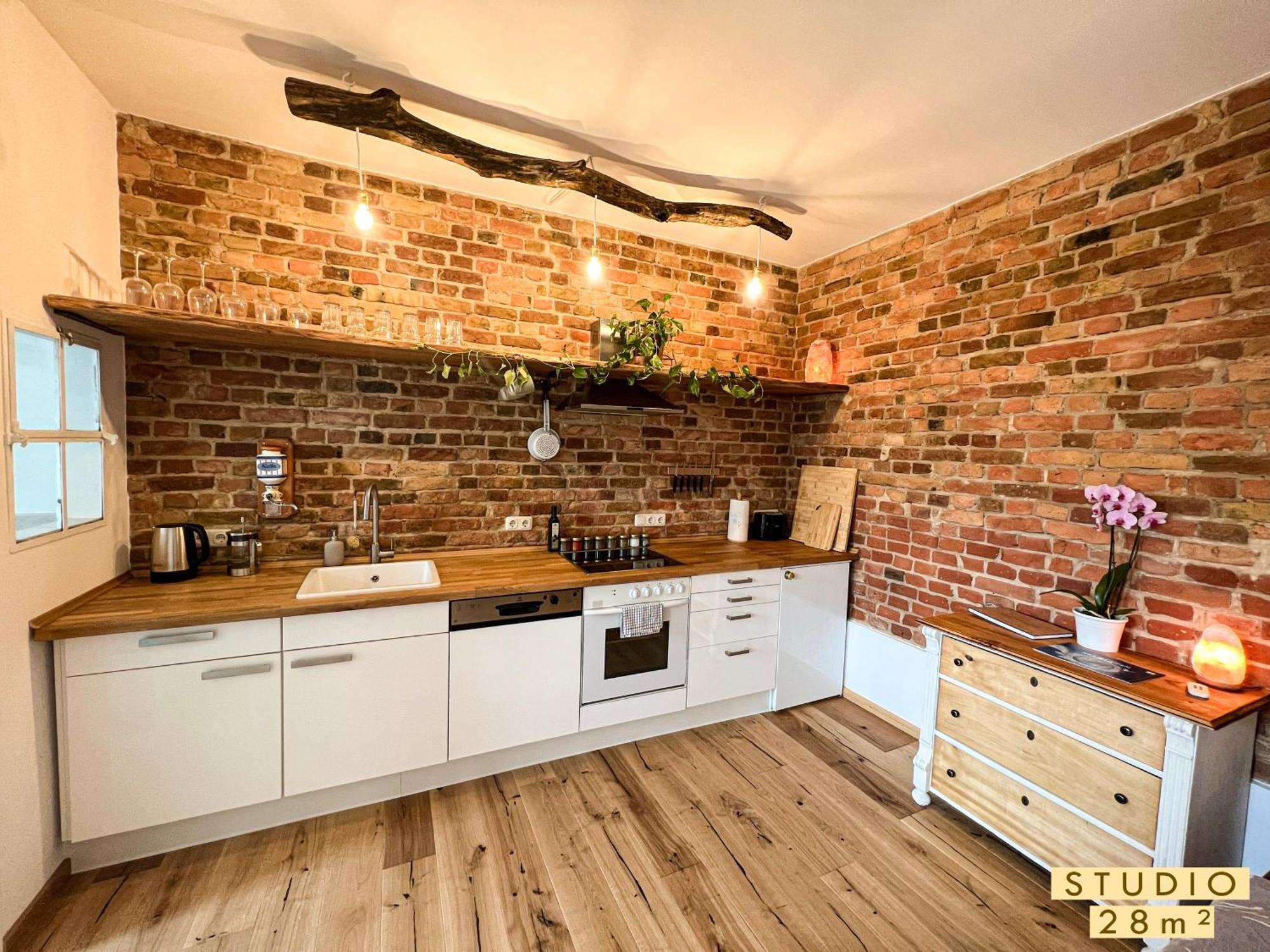 Altstadt Apartments Нойрупин Екстериор снимка